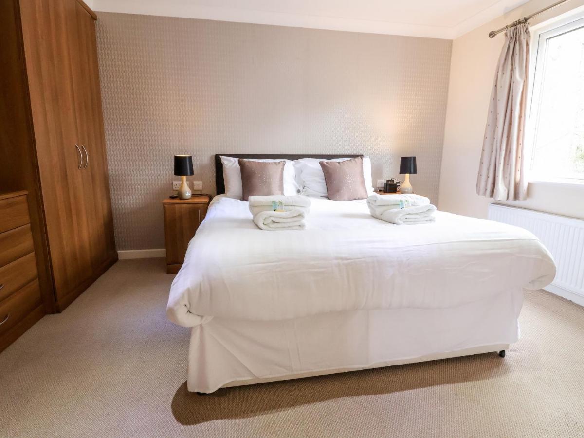 Oak Lodge Hadnall Екстер'єр фото